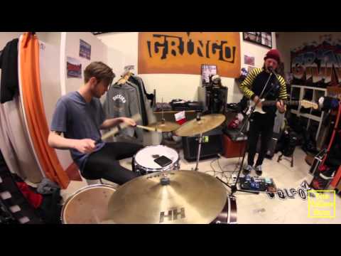 The Yellow Buzz-Invisible M. (LIVE@GRINGO)