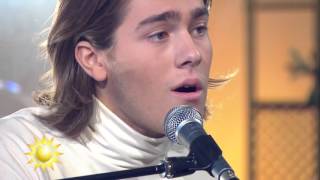 Benjamin Ingrosso - Fall in Love (Acoustic version) @ Nyhetsmorgon TV4