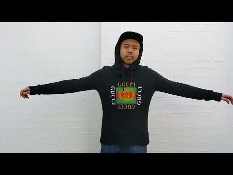 Gucci Oversize Sweatshirt with Gucci Logo - Close Up and Sizing Fit Guide