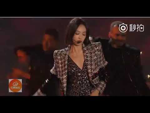181012 Victoria - Bazaar Charity Night 《屋顶着火》Roof on Fire