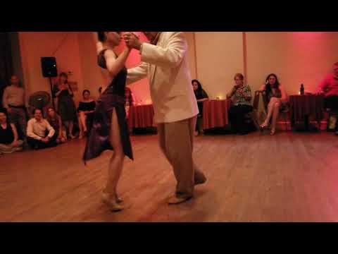 Argentine tango: Ricardo Maceira "El Pibe Sarandi" & Natalie Laruccia  - Que Noche