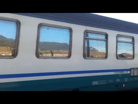 IC 534 con 402B in partenza da Terni