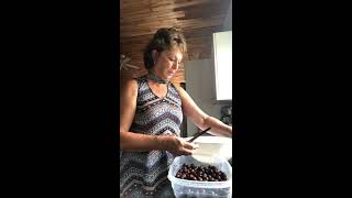 Prepping cherries to freeze