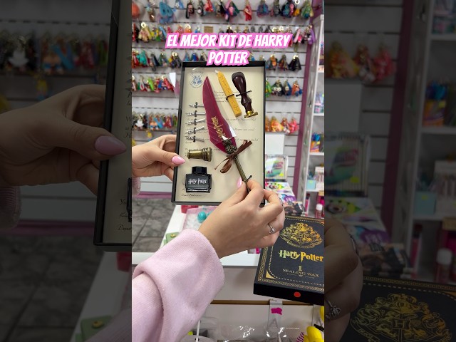 Vídeo relacionado con Harry Potter Kit Papelería, Set Bolígrafo Varita y Papelería Bonita, Merchandising Oficial
