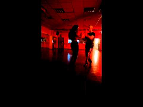 Sensual Bachata - Liran Shoval  & Johnny - Wetter