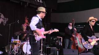 Jakob Dylan - "Everybody's Hurtin" - 2010 Edmonton Folk Music Festival