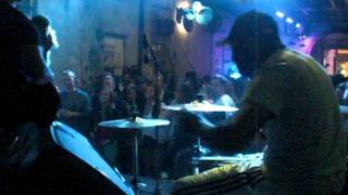 02 Black Milk & Band "Distortion" live @ Fugazi in Oslo, Norway 7.8.11