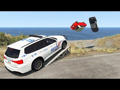 High Speed Flip Ramp Crashes (Jumps In Water) - BeamNG Drive Vehicles Jump Into The Water