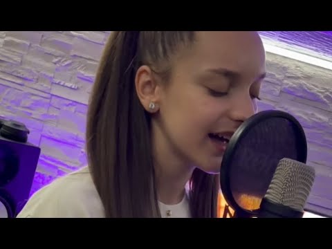 Daria Moldovan - Doar o clipă ( Cover Andra ) 
