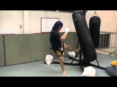 キックボクシング中島道場　４０代オヤジのローキック練習