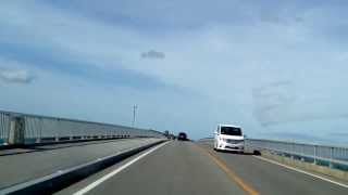 preview picture of video '沖縄 古宇利島への橋を渡る Okinawa Kourijima island'