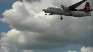 preview picture of video 'Skyways landing at Arlanda Airport'