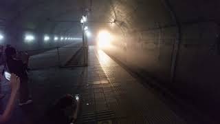 上越線貨物2071列車　EH200形牽引コンテナ貨物 土合駅下り通過