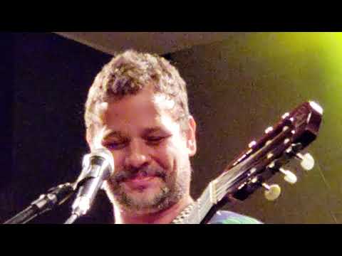 Moyseis Marques em Amor de Sol Nascente de Moacyr Luz e Moyseis Marques