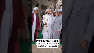 Download lagu PEMANDANGAN YANG INDAH HABIB ZAKY ALAYDRUS BERSAMA HABIB ALI ALKAFF mp3