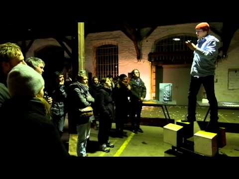 "Põika!" Berliinis / "Swerve!" in Berlin / "Ausweichen!" in Berlin