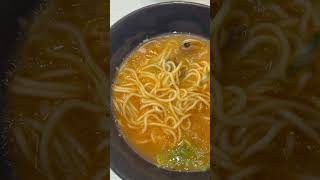 【はま寿司】あさりとチーズのトマトラーメン追いチーズを啜る🍜 #ラーメン#ramen#Japanesefood#はま寿司