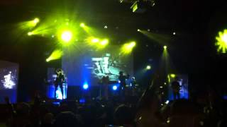 IAMX: Intro + The Great Shipwreck Of Life (Ronquières Festival, 29 juillet, 2012)