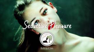 Lóbo - Close To You (feat. RIVRS)