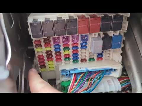 2010 Honda Fit EPS replacement. Electric Power Steering module swap with newer unit.