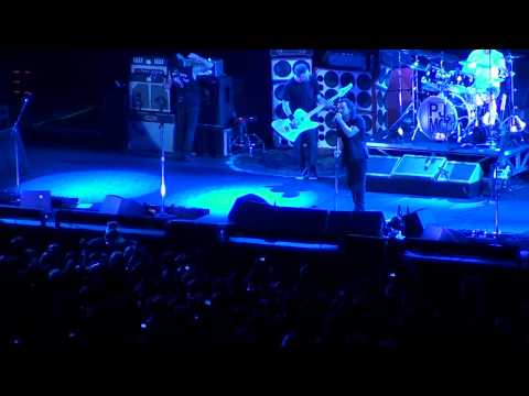 Pearl Jam - Love reign o'er me, live in Stockholm 2012-07-07
