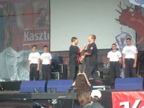 Wing Tsun Mława - Dni Mlawy 2009 - ślepe chi sau (blind-folded chi sau)