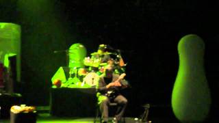 Pato Fu - Eu, Frevo Mulher (música de brinquedo)