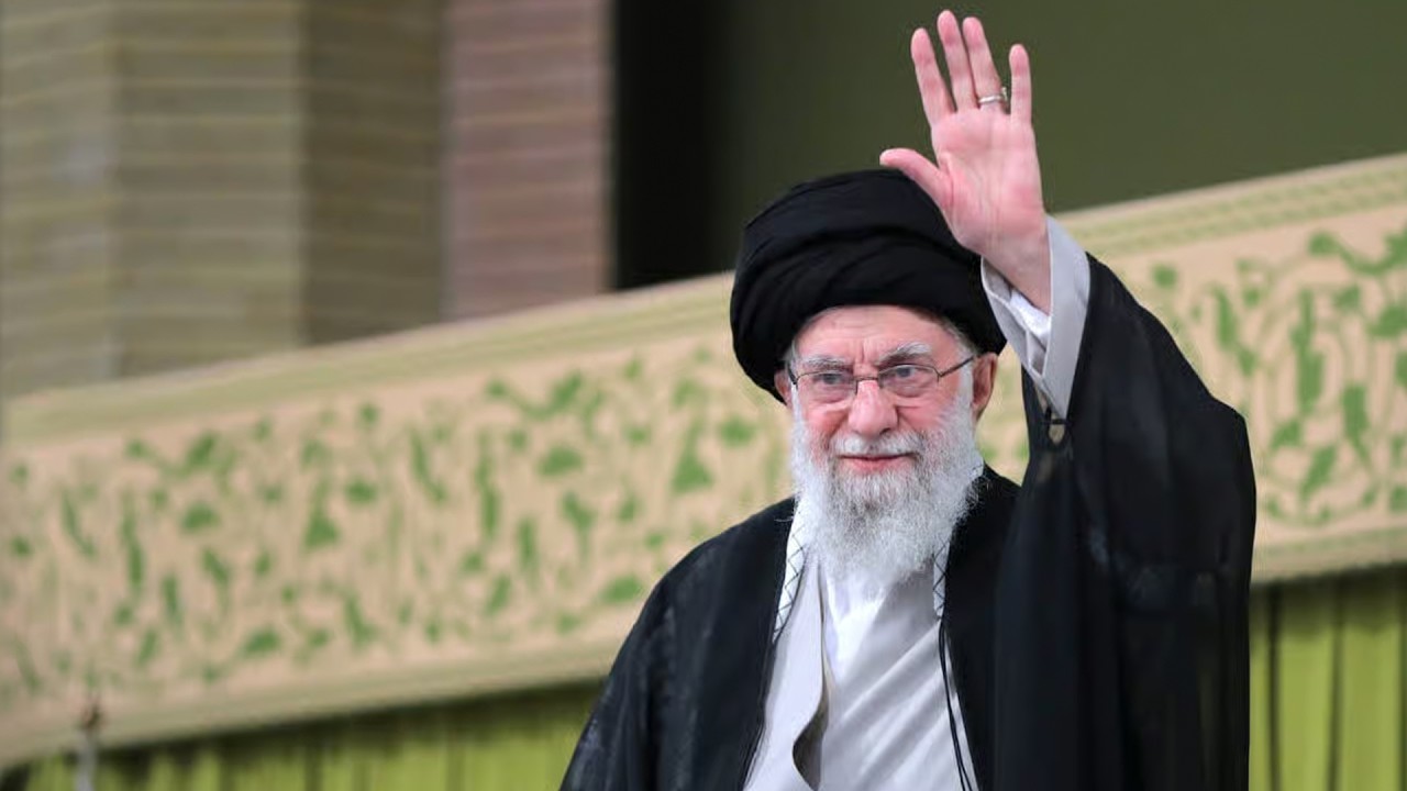 ڤیدیۆ | ژیان و كەسایەتی ئایەتوڵا عەلی خامنەیی ڕابەری پێشووی شۆڕشی ئێران