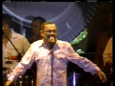 Prende El Fogon, Junior Gonzalez