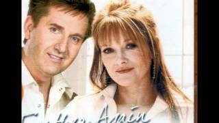 Daniel O&#39;Donnell &amp; Mary Duff - Daddy Was A Old Time Preacher Man