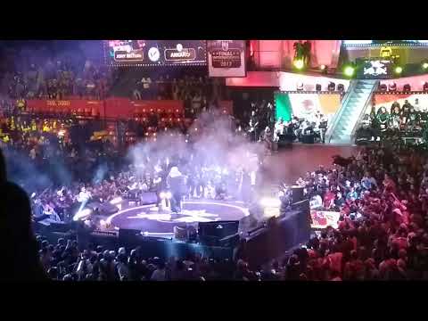 Jony B vs Arkano -cuartos de final- Red Bull Batalla de los Gallos Internacional México 2017