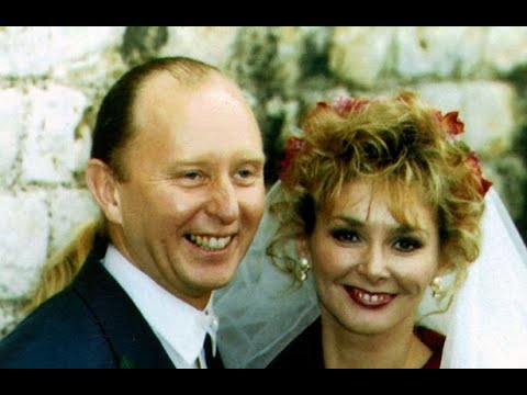 Bucks Fizz's Cheryl Baker forced to flog furniture as she's left 'totally broke'