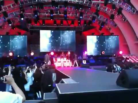 U-Kiss- 0330 @ KMF'11 110430 {iPhone FANCAM}