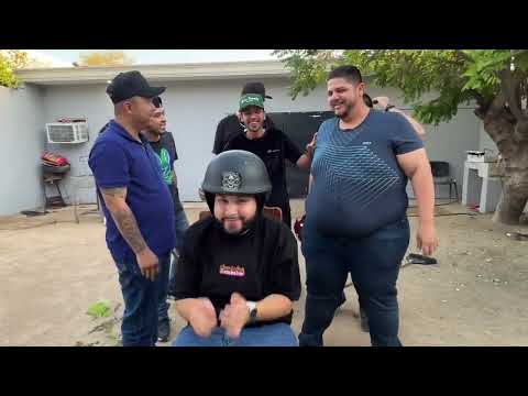 ADIVINA ¿QUIEN TE P3G0? 😂| OTRA VEZ SE ENOJ0 EL CHINO FENG 🤣 con LOS COMPAS CLN