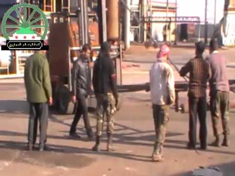 تعديل آلة رافعة وتحويلها لكاسحة ألغم لتفادي وقوع الإصابات من قبل كتيبة الهندسة والصواريخ