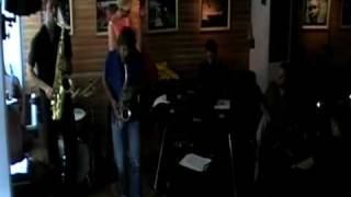 Orpheus playing "Zoltan"