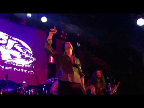 Miljenko Matijevic en Lima - We All Die Young - 14.11.13