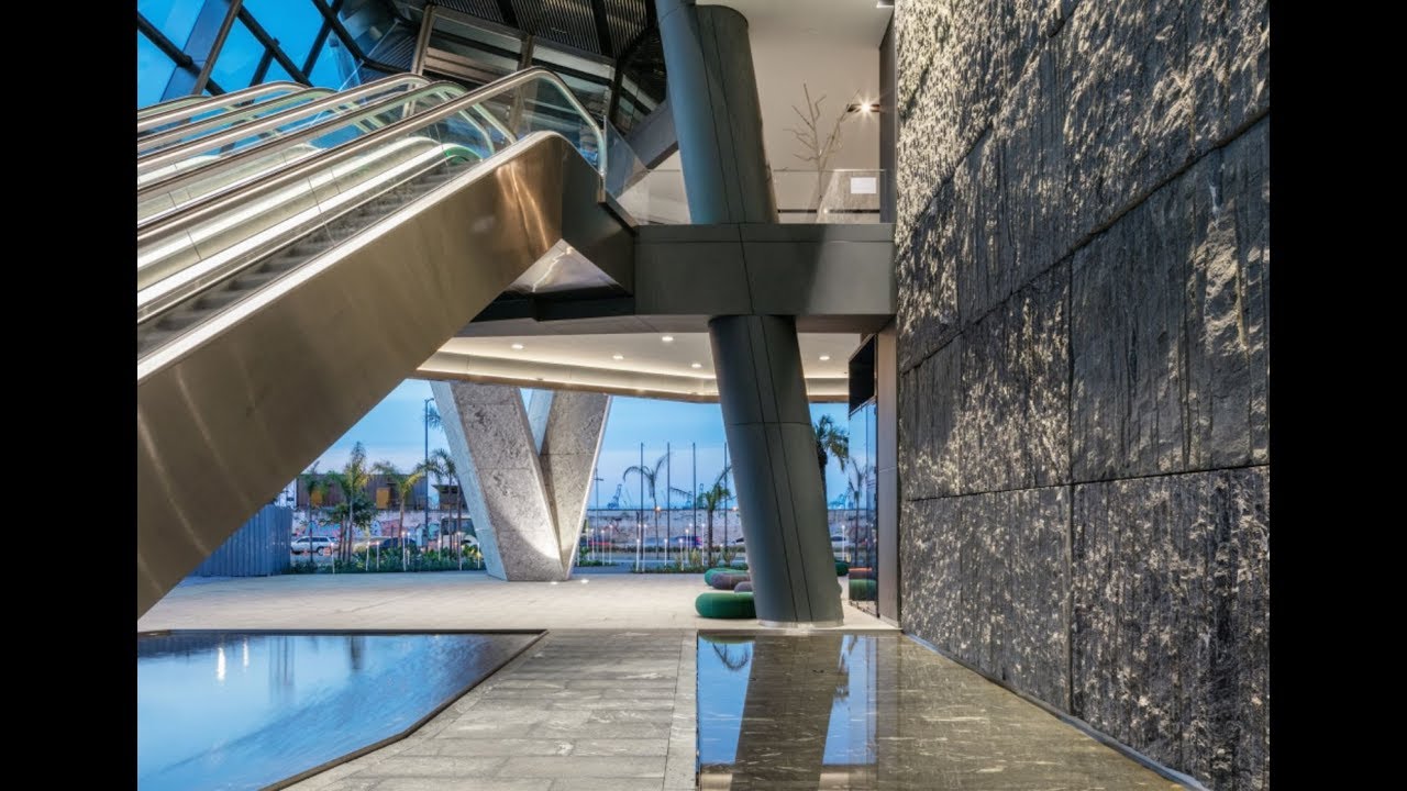 Aqwa Corporate by Foster + Partners