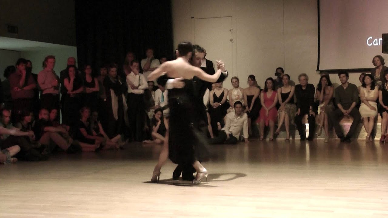 Yanina Quiñones & Neri Piliu @ Corrientes, June 2013 - 2/4