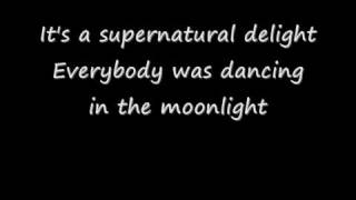 King Harvest - Dancing In The Moonlight (with lyrics)