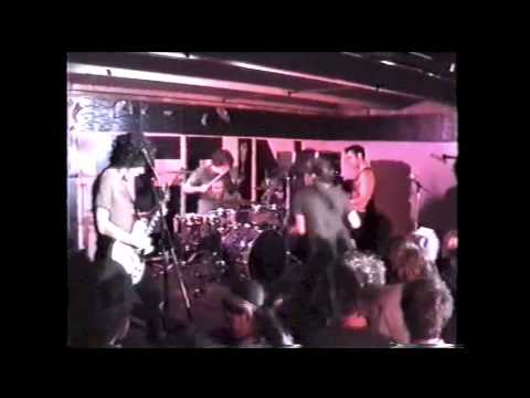 Fall Out Boy - Grenade Jumper (Live from Cruise Inn)