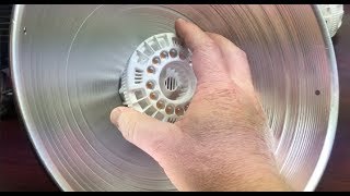 Kratky vs Airstone under White LEDs