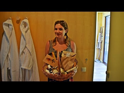 FIRST DAY IN SLOVENIA AT THE BIG BERRY GLAMPING RESORT! | Daily Travel Vlog 151, Bela krajina, HD