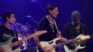 Steve Vai, Michael Hermes and Tony Macalpine Taurus Bulba jam!