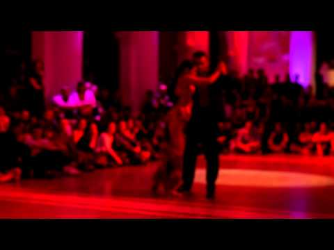 Bruno Tombari y Mariangeles Caamano @ Belgrade Tango Encuentro 2012 (2/4)