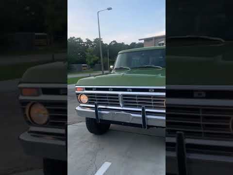 1973 Ford F-250 Custom 4×4