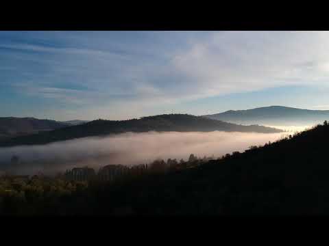 La magia della nebbia nel marscianese La magia della nebbia nel marscianese