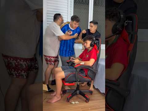 MEU IRMÃO ACERTOU TODAS E GANHOU 200$ 😡