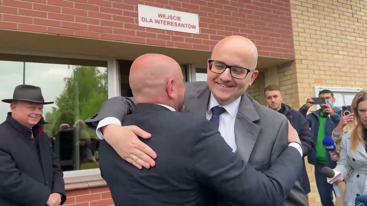 Żurek idzie za daleko? Coraz większe kontrowersje w sądach!