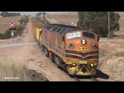 Streamliner CLF6 leads ARTC Ballast Trains in South Australia's Mid North